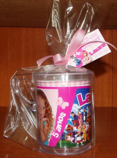 Lembrancinha Caneca acrilica personalizada - L010